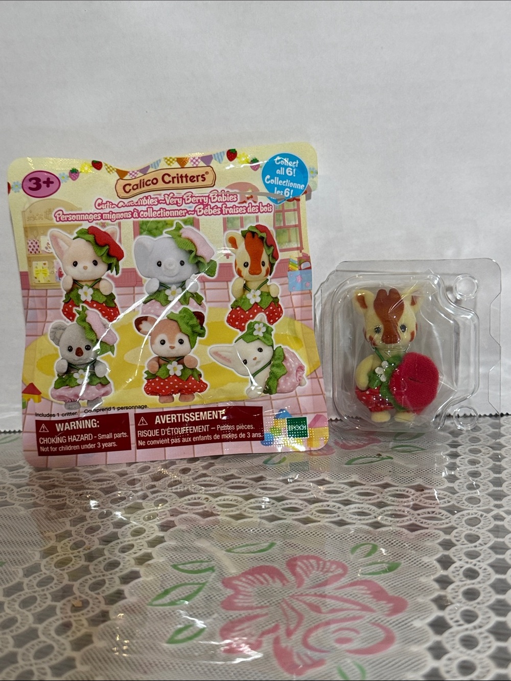 Calico Critters Very Berry Babies Cutie Collectibles Sylvanian Blind Bag Brie